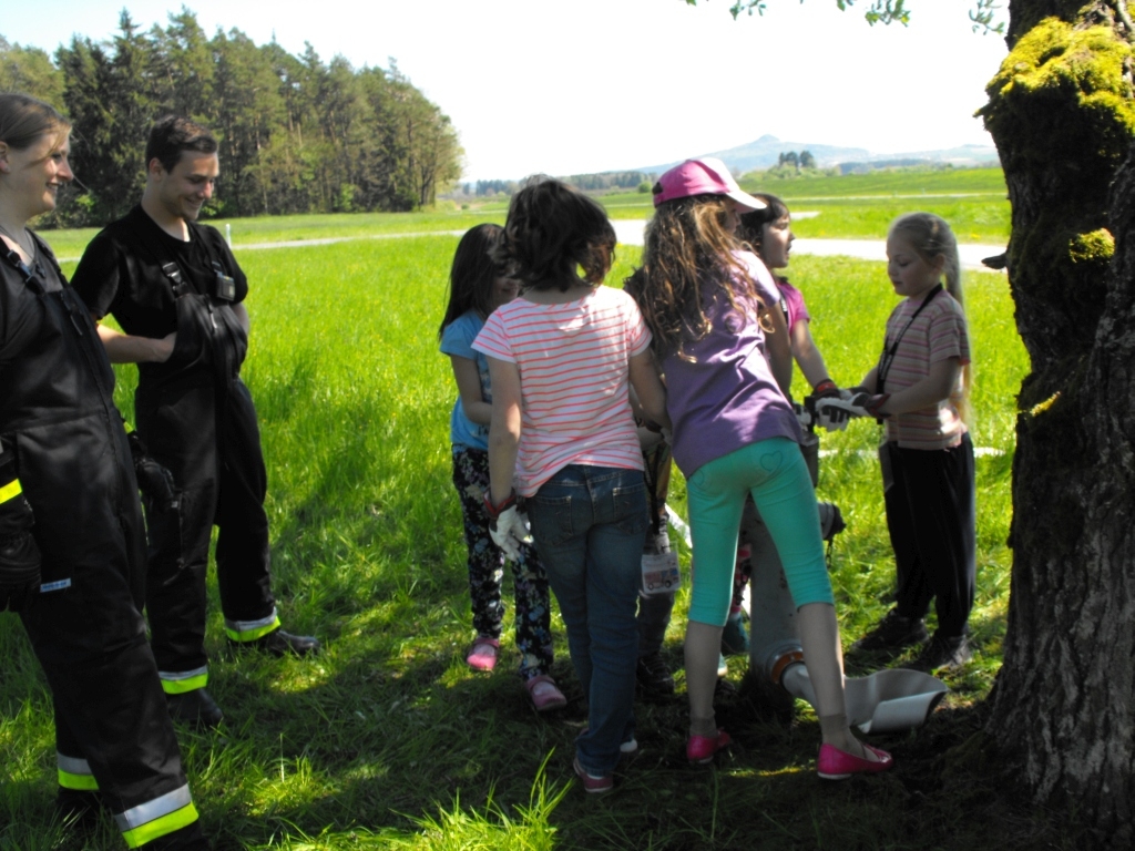 Kinderfeuerwehr am 07.05.16 zum Thema Teamwork