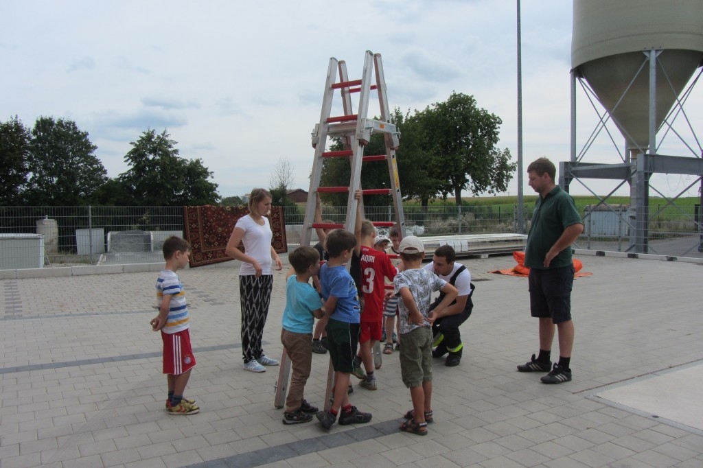 Kinderfeuerwehr am 03.09.16 zum Thema Rettung aus Höhen